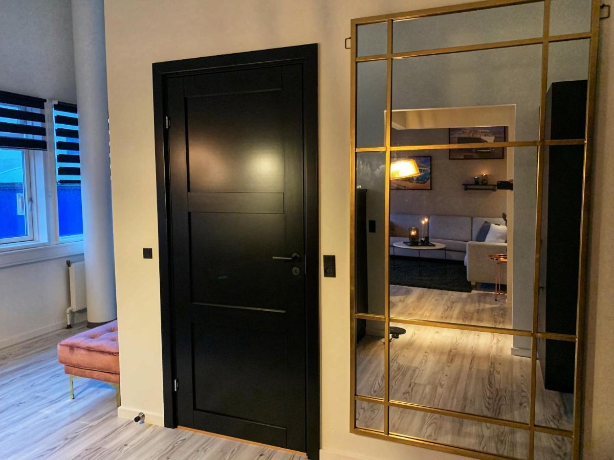 Broncks Apartment 1 - Modern 2-Bedroom In The Heart Of ทอร์สเฮาน์ ภายนอก รูปภาพ